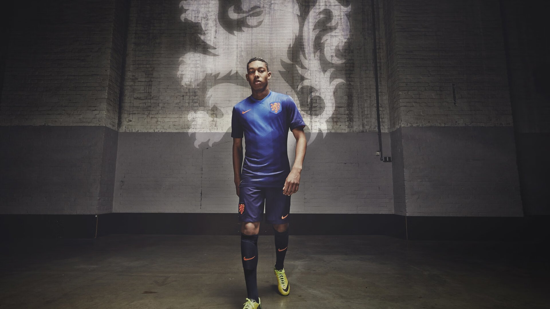 开云kaiyun 官网下载app客服-瑞士球员用滑雪动作过人，解说员笑出声，瑞士滑雪的基本概况